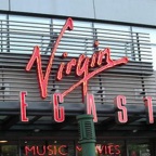 Friday, 15 October, 2004 – Virgin Megastore, Union Square, New York, USA